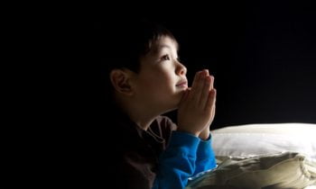 How to (Easily) Introduce a Child to Friendship with God