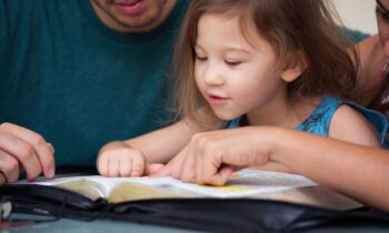 3-Steps to Teach Grandchildren How to Use the Bible